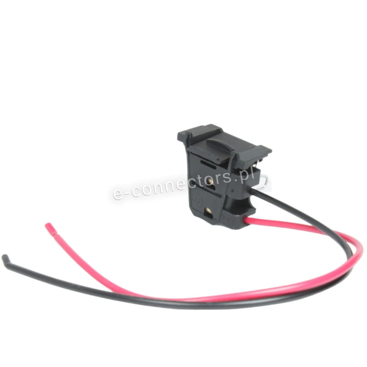 51787491 51787492.jpg