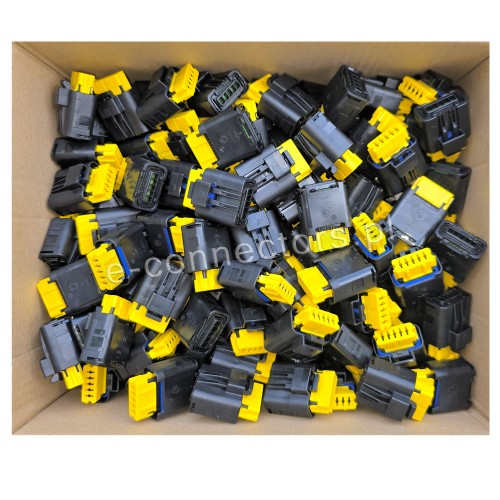 211PC052S0081.jpg