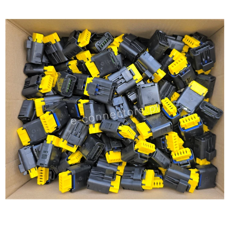 211PC052S0081.jpg