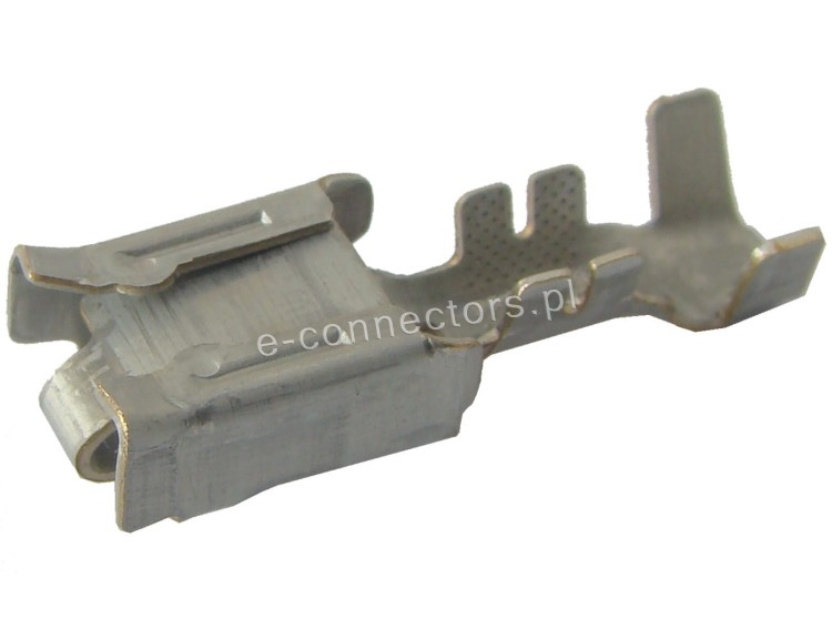 Konektory 630.JPG